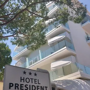 Hotell President